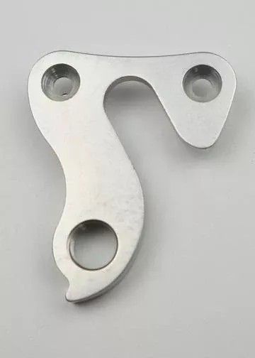 #24 DERAILLEUR HANGER
