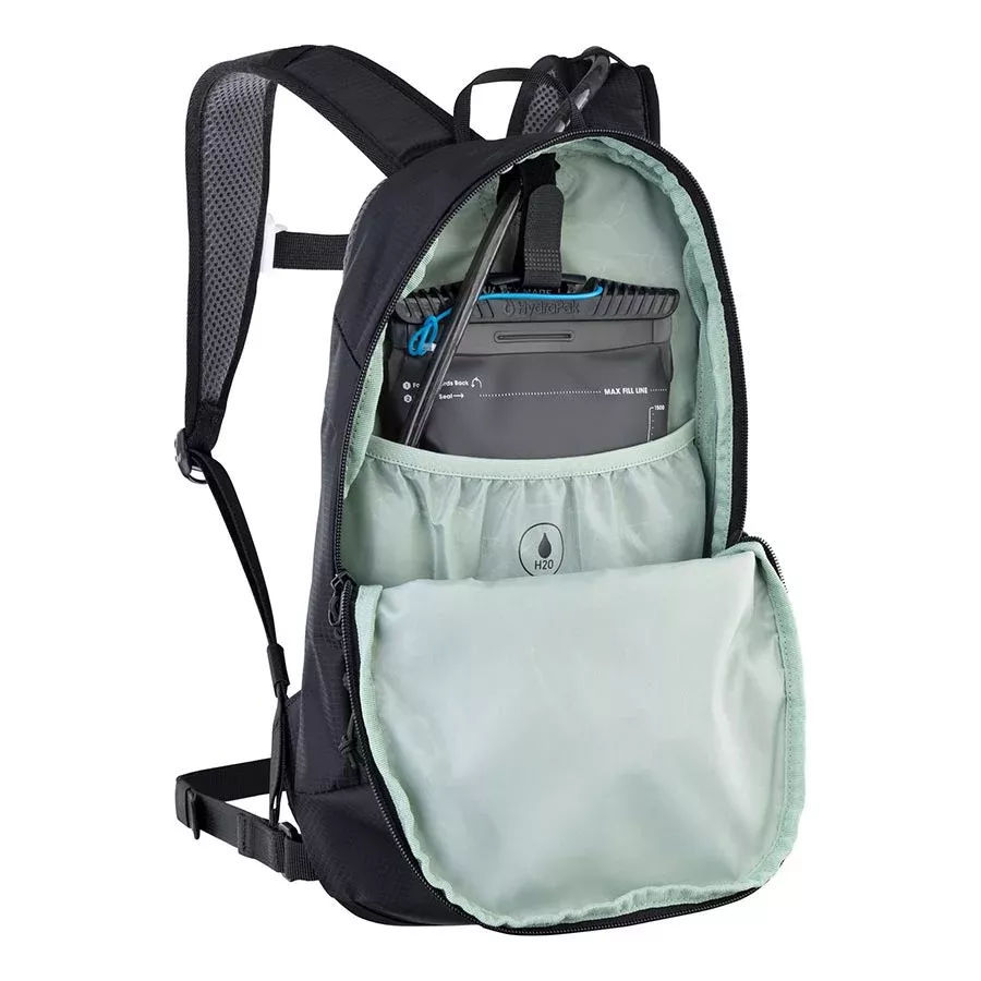 EVOC Joyride 4 Hydration Bag Volume: 4L Bladder: Not included Black